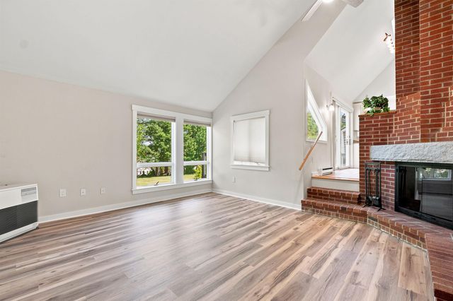 21 Fells Way, Laconia, NH 03246