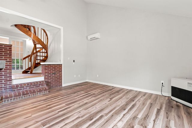 21 Fells Way, Laconia, NH 03246