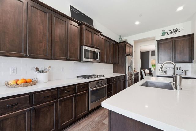 10337 Dynamic Way, Elk Grove, CA 95757