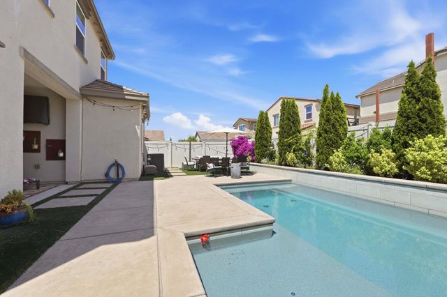 10337 Dynamic Way, Elk Grove, CA 95757