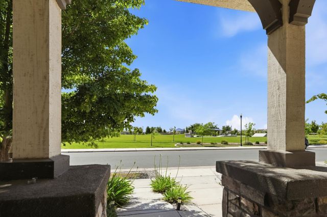 10337 Dynamic Way, Elk Grove, CA 95757