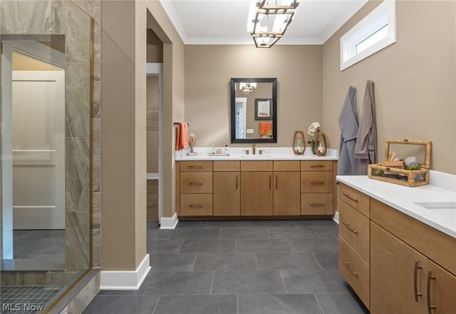 2884 Grayson Drive, Medina, OH 44256