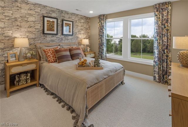 2884 Grayson Drive, Medina, OH 44256