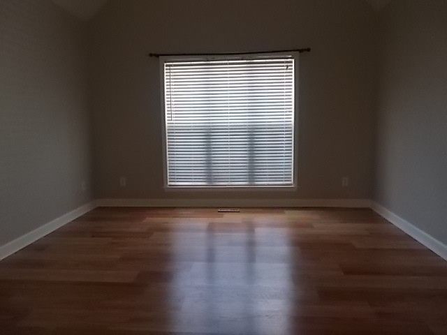 2229 Dewey Dr, Spring Hill, TN 37174