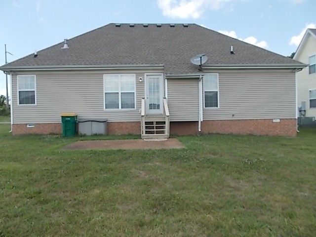 2229 Dewey Dr, Spring Hill, TN 37174