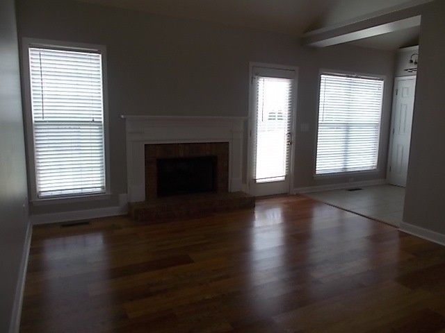 2229 Dewey Dr, Spring Hill, TN 37174