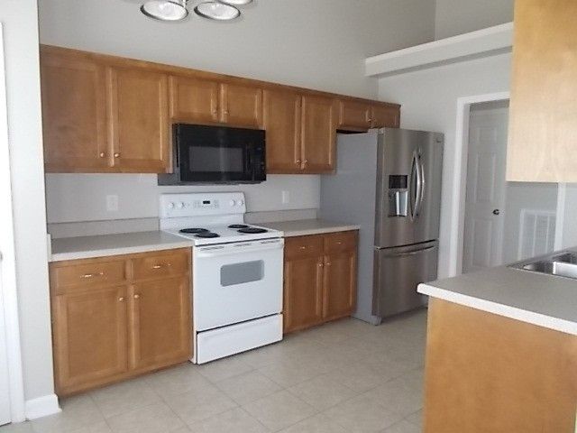 2229 Dewey Dr, Spring Hill, TN 37174
