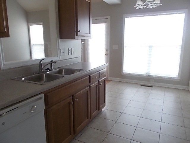 2229 Dewey Dr, Spring Hill, TN 37174