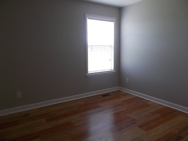 2229 Dewey Dr, Spring Hill, TN 37174