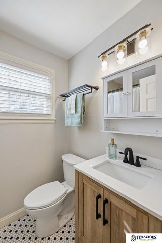 2701 Bradfield Drive, Lincoln, NE 68502