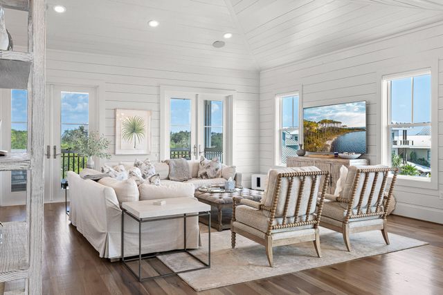 176 Magnolia Street, Santa Rosa Beach, FL 32459