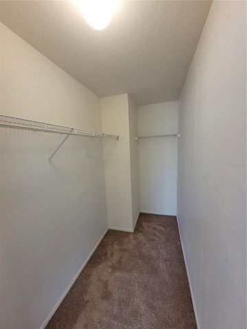 5934 BRICKLEBERRY LANE 204, Zephyrhills, FL 33541