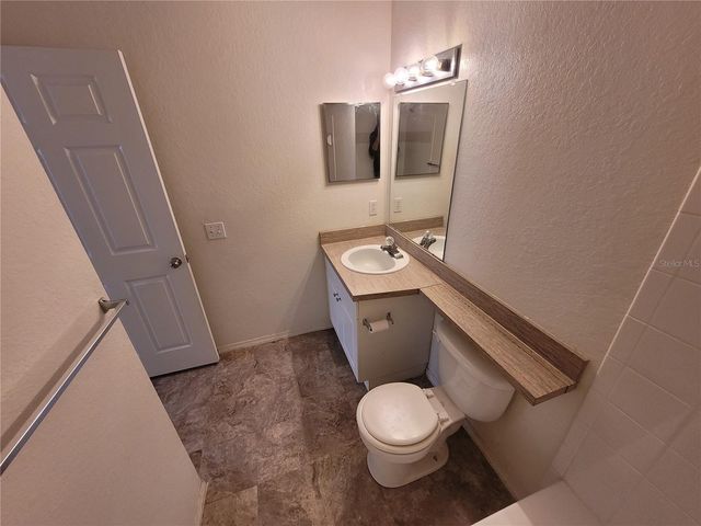 5934 BRICKLEBERRY LANE 204, Zephyrhills, FL 33541