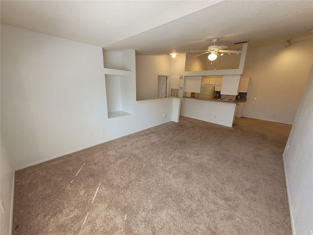 5934 BRICKLEBERRY LANE 204, Zephyrhills, FL 33541