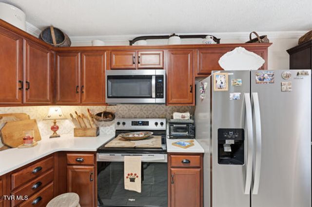 927 West G Street 927, Elizabethton, TN 37643
