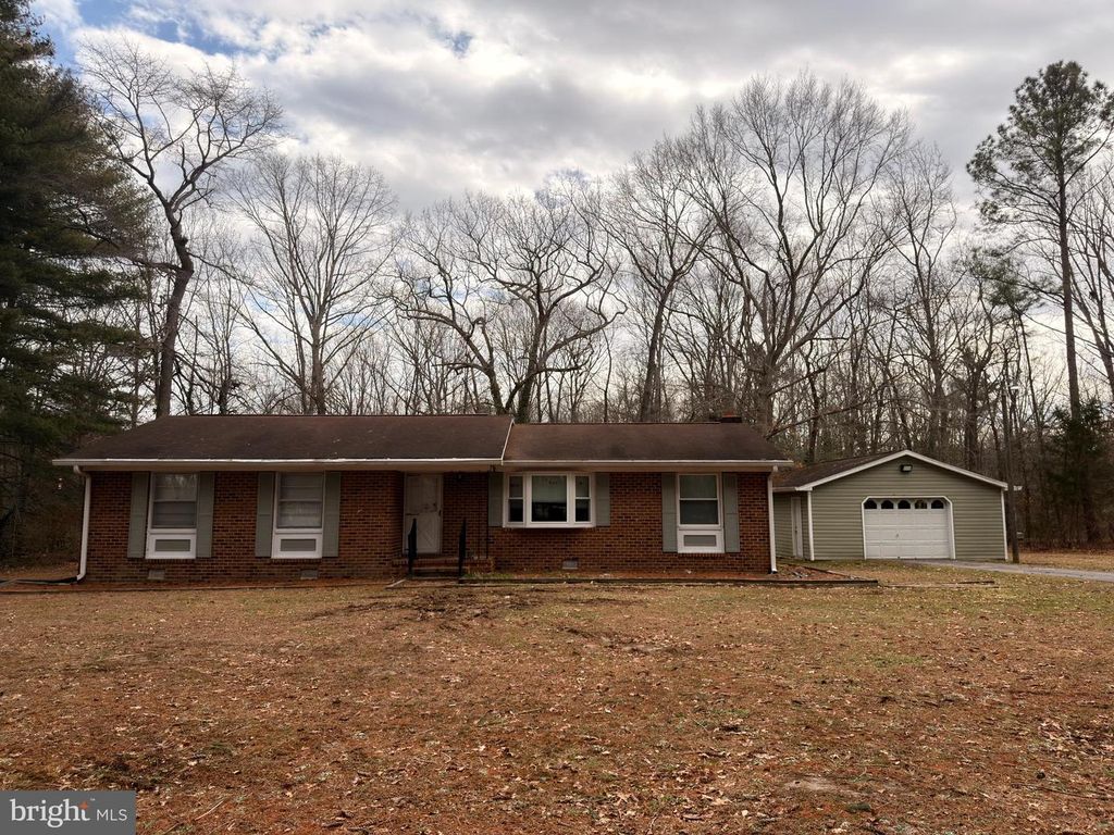 7709 FLIPPO DR, Fredericksburg, VA 22408