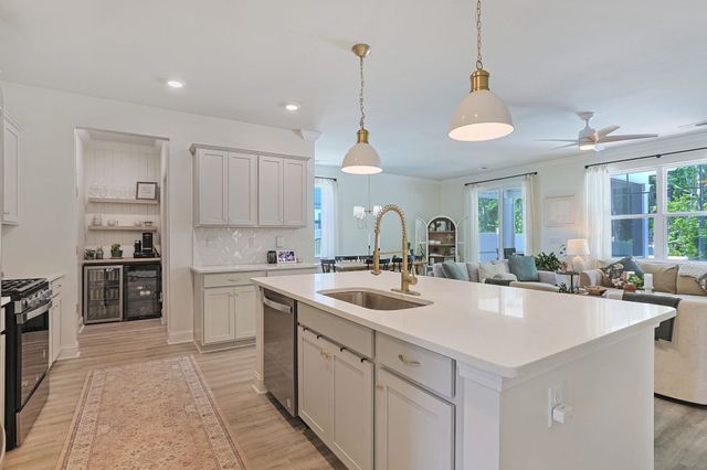 228 Goose Pond Dr., Myrtle Beach, SC 29579