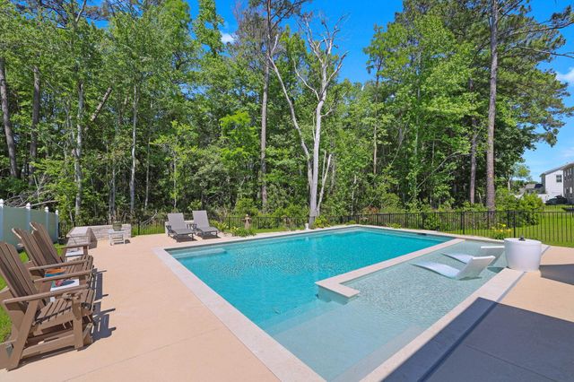 228 Goose Pond Dr., Myrtle Beach, SC 29579