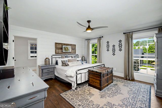 460 Pylant Street, Senoia, GA 30276