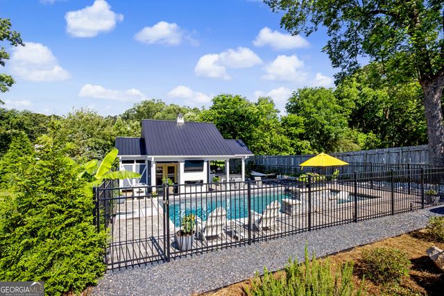 460 Pylant Street, Senoia, GA 30276