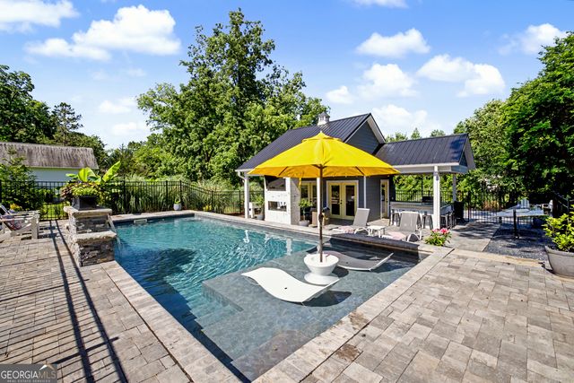 460 Pylant Street, Senoia, GA 30276