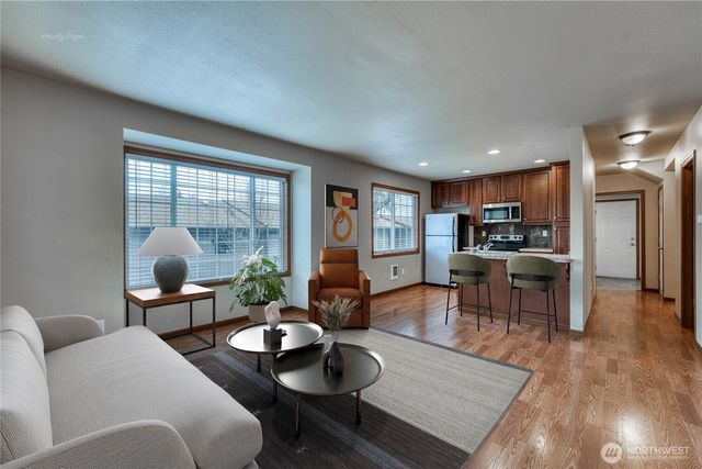 6816 S Junett Street, Tacoma, WA 98409