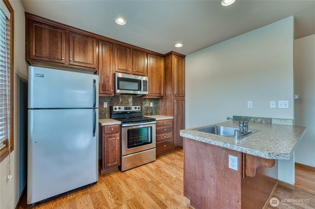 6816 S Junett Street, Tacoma, WA 98409