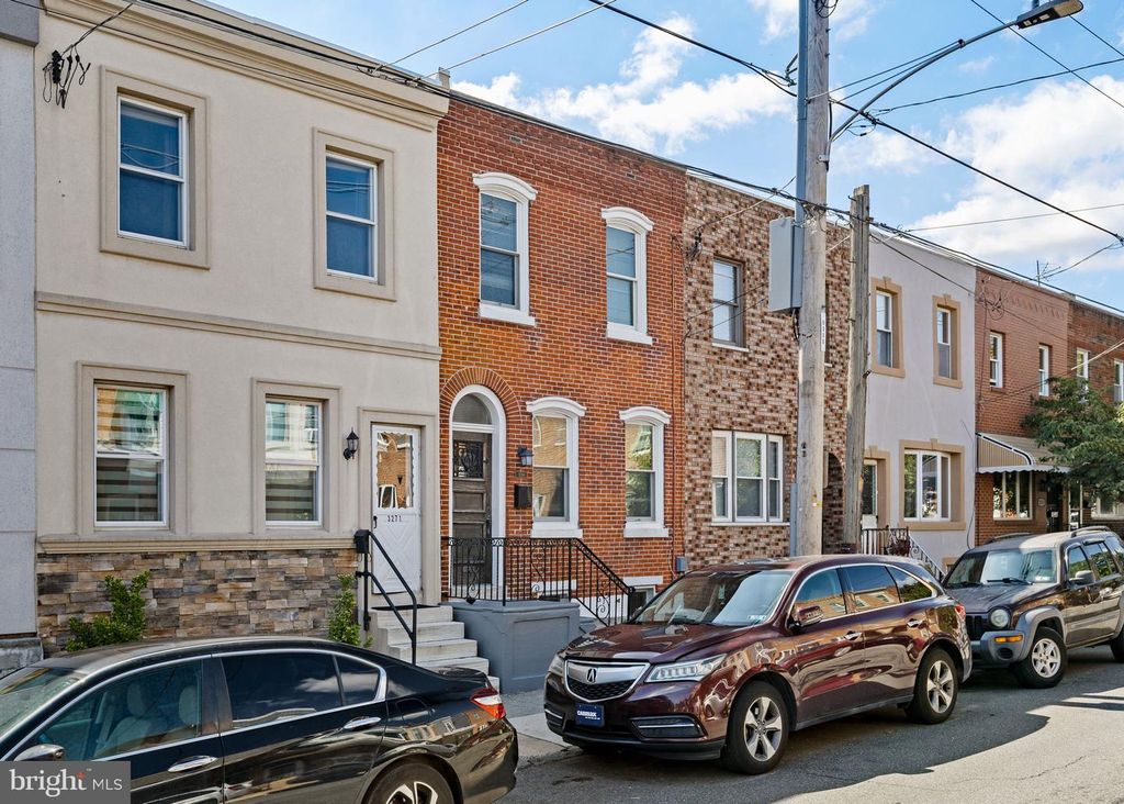 3269 E THOMPSON ST, PHILADELPHIA, PA 19134 — exterior