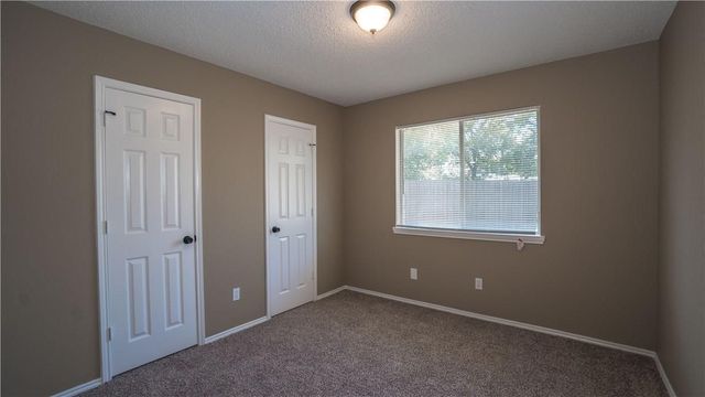 1512 Manitoba Lane, Glenn Heights, TX 75154