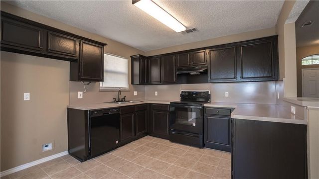 1512 Manitoba Lane, Glenn Heights, TX 75154