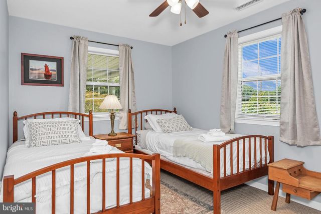 915 HUDSON RD, Cambridge, MD 21613