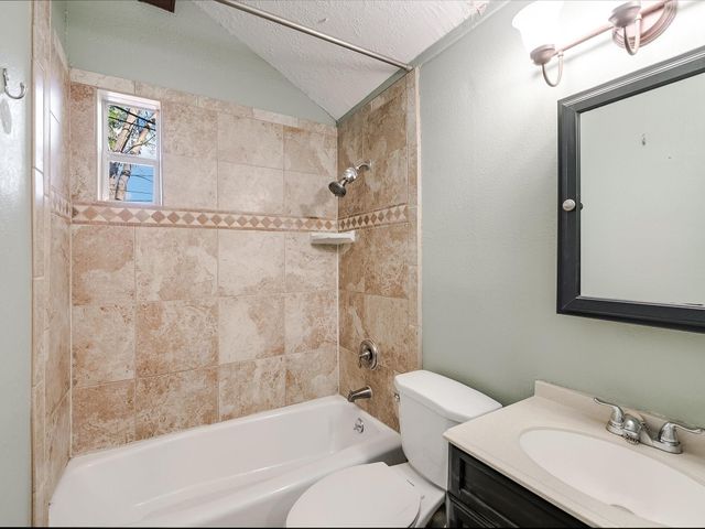 5802 Blythewood DR, Austin, TX 78745