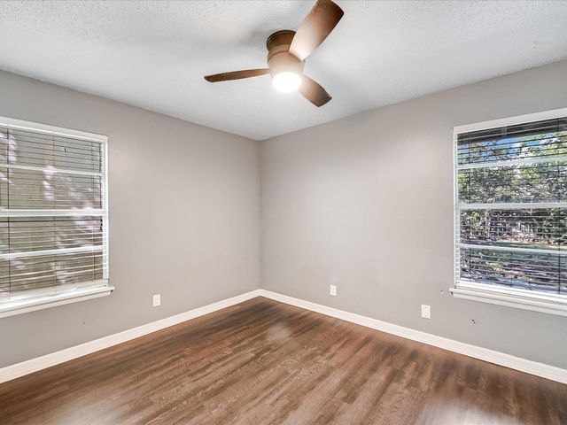 5802 Blythewood DR, Austin, TX 78745