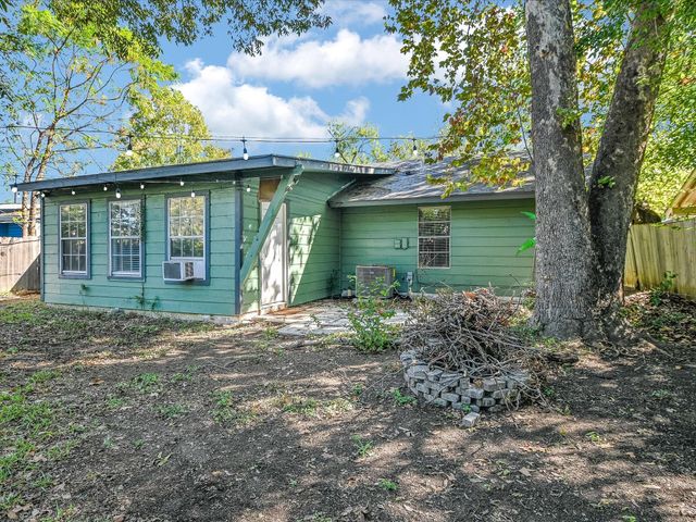 5802 Blythewood DR, Austin, TX 78745