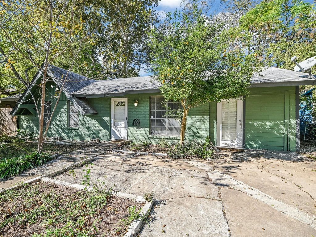 5802 Blythewood DR, Austin, TX 78745
