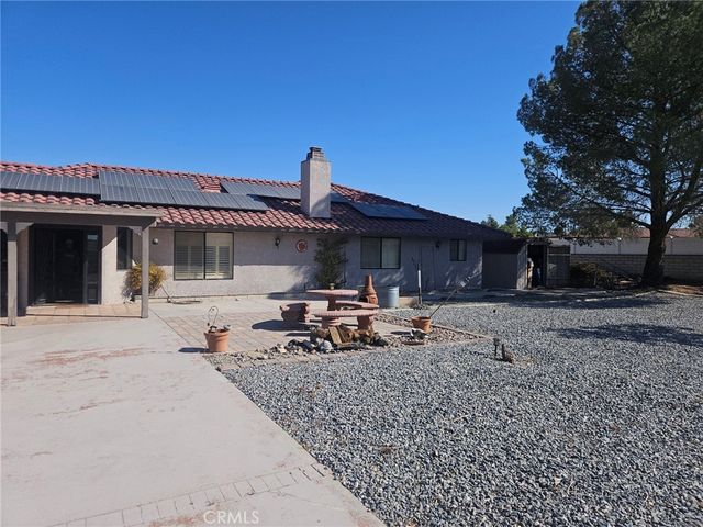 18965 Siskiyou Road, Apple Valley, CA 92307