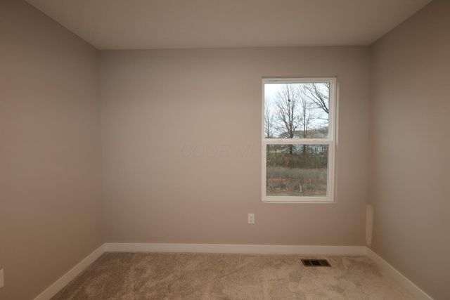 328 Royal Fern Lane, Lewis Center, OH 43035