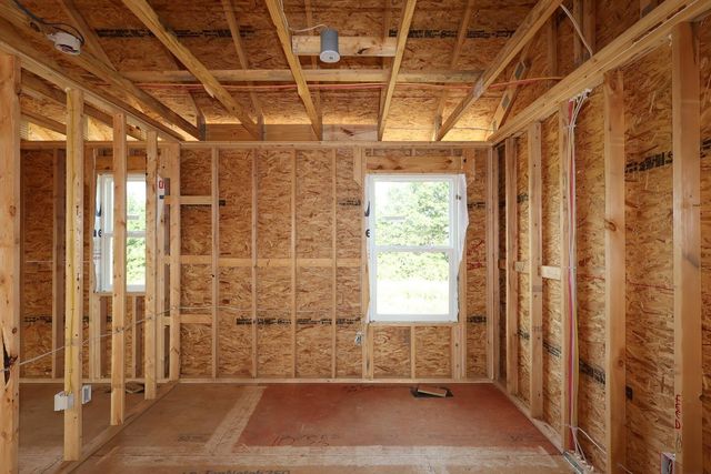328 Royal Fern Lane, Lewis Center, OH 43035