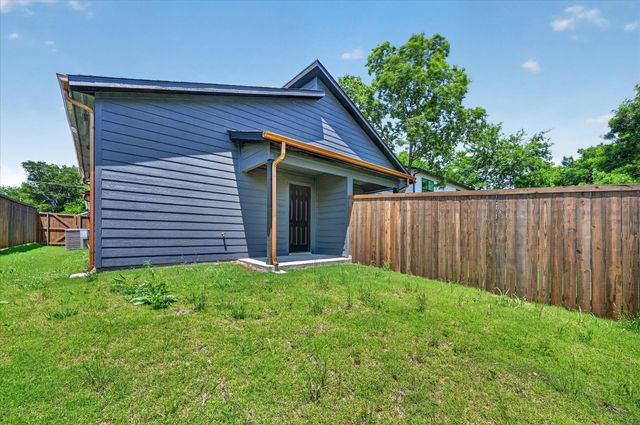 2107 Church Street B, Greenville, TX 75401