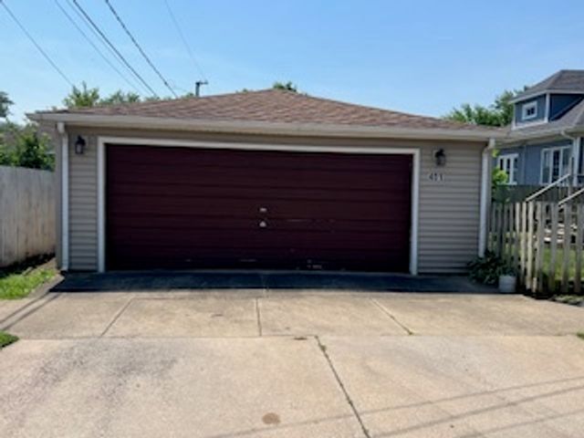 401 23rd Avenue, Bellwood, IL 60104