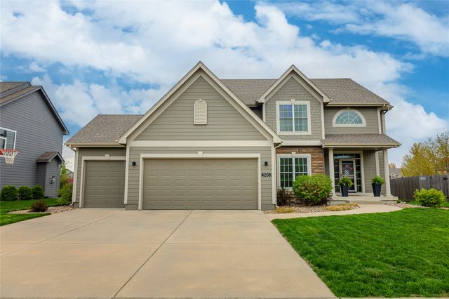 4208 SW Camden Ridge Drive, Ankeny, IA 50023