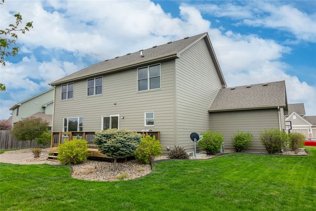 4208 SW Camden Ridge Drive, Ankeny, IA 50023