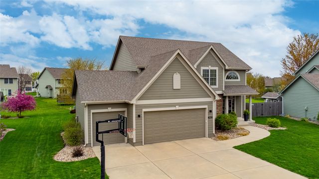 4208 SW Camden Ridge Drive, Ankeny, IA 50023