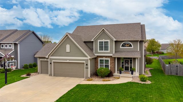 4208 SW Camden Ridge Drive, Ankeny, IA 50023