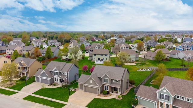 4208 SW Camden Ridge Drive, Ankeny, IA 50023
