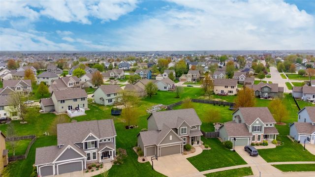 4208 SW Camden Ridge Drive, Ankeny, IA 50023