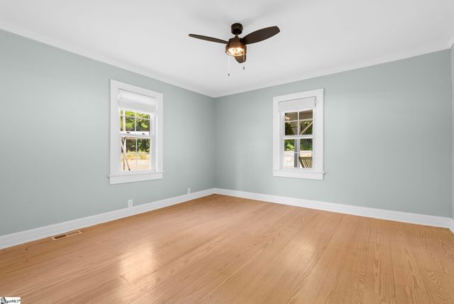 330 Fews Bridge Road, Taylors, SC 29687