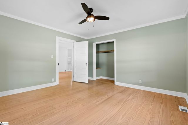 330 Fews Bridge Road, Taylors, SC 29687
