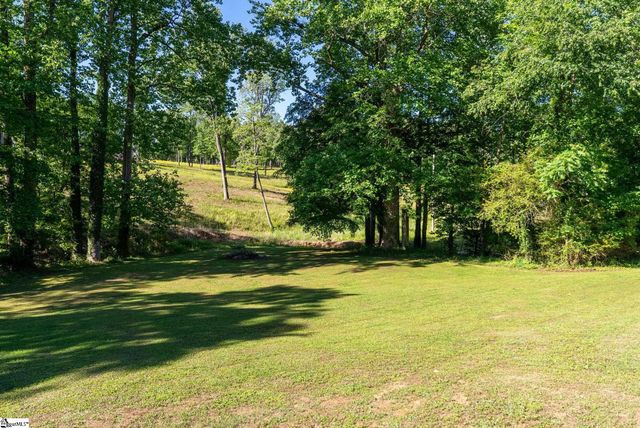 330 Fews Bridge Road, Taylors, SC 29687