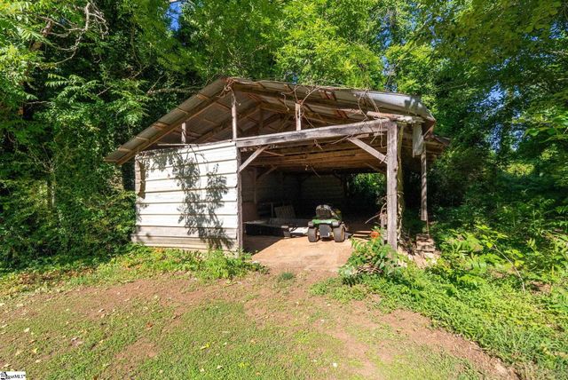 330 Fews Bridge Road, Taylors, SC 29687